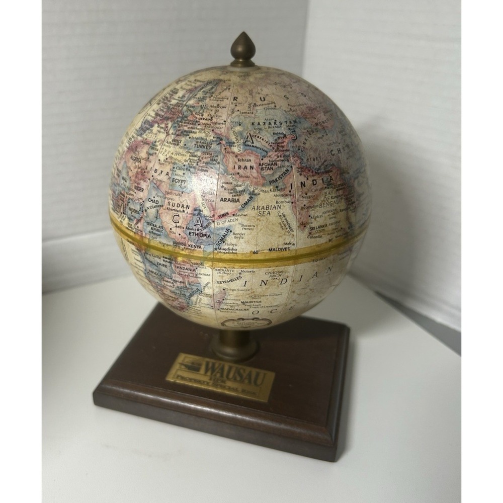 Replogle World Classic 9 Inch Diameter Desktop Globe Genuine Hardwood Base USA